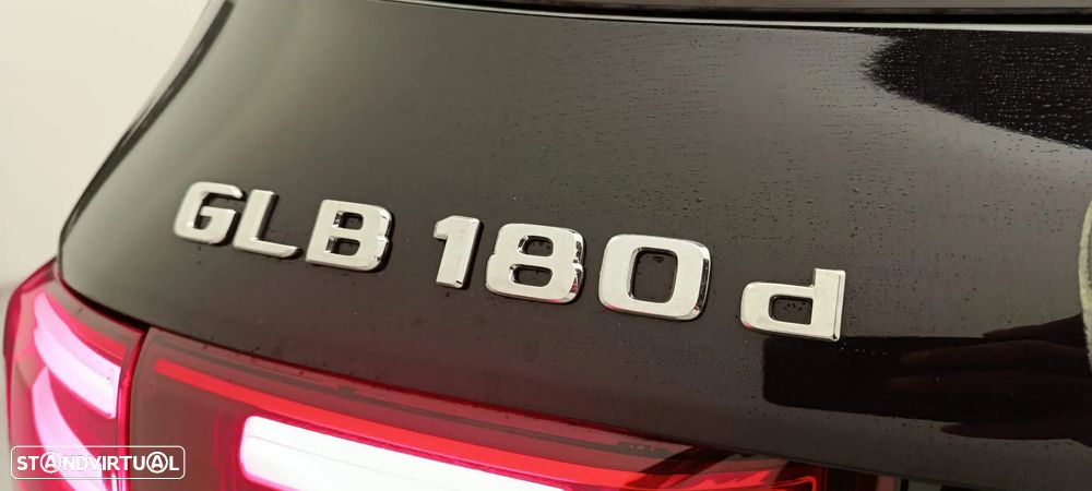 Mercedes-Benz GLB 180 d - 32