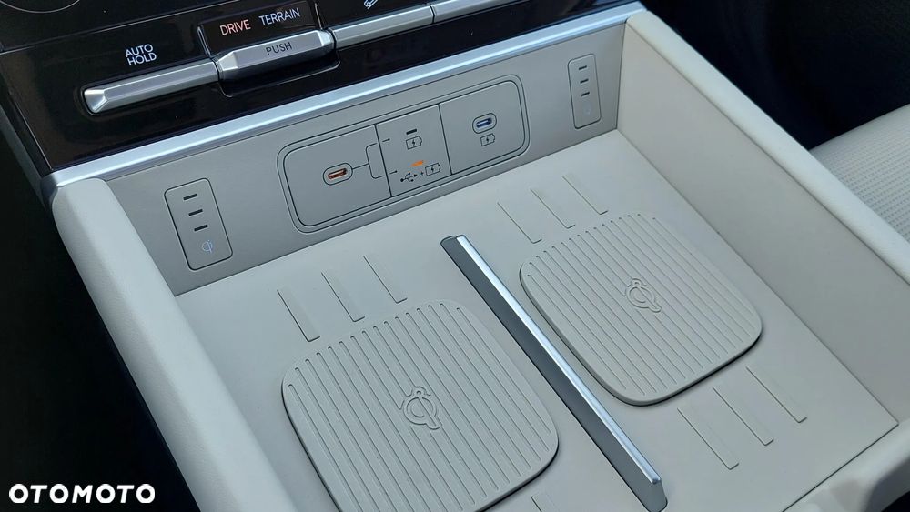 Hyundai Santa Fe 1.6 T-GDI HEV Platinum 4WD 7os - 19