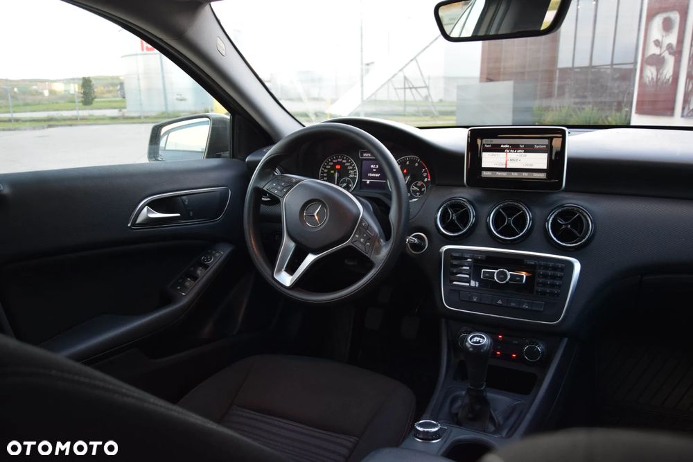 Mercedes-Benz Klasa A 180 BlueEfficiency Edition - 13