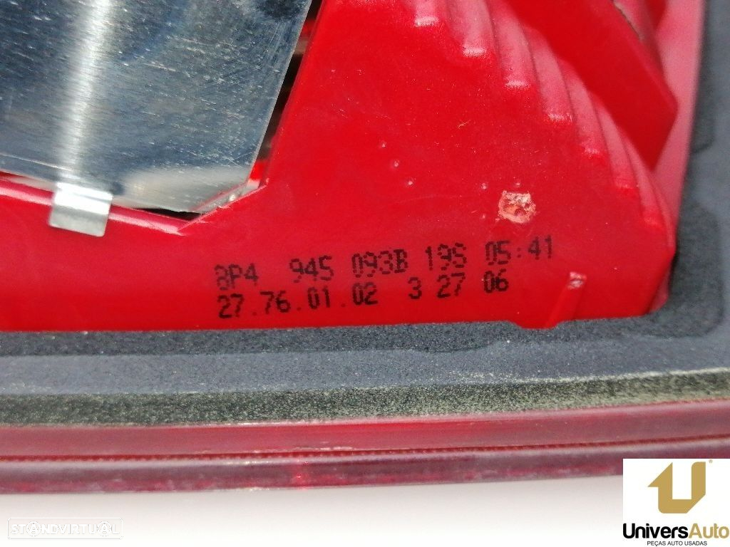 FAROLIM TRASEIRO ESQUERDO AUDI A3 2006 -8P4945093B - 11