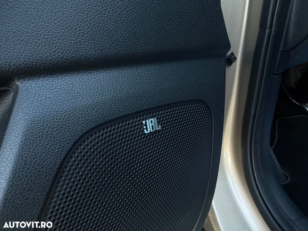 Kia Sportage 2,0 CRDI 2WD ISG Spirit - 27