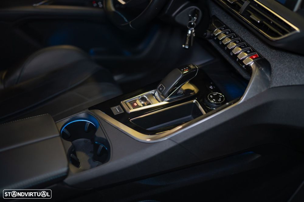 Peugeot 5008 BlueHDI 130 EAT8 Allure - 37