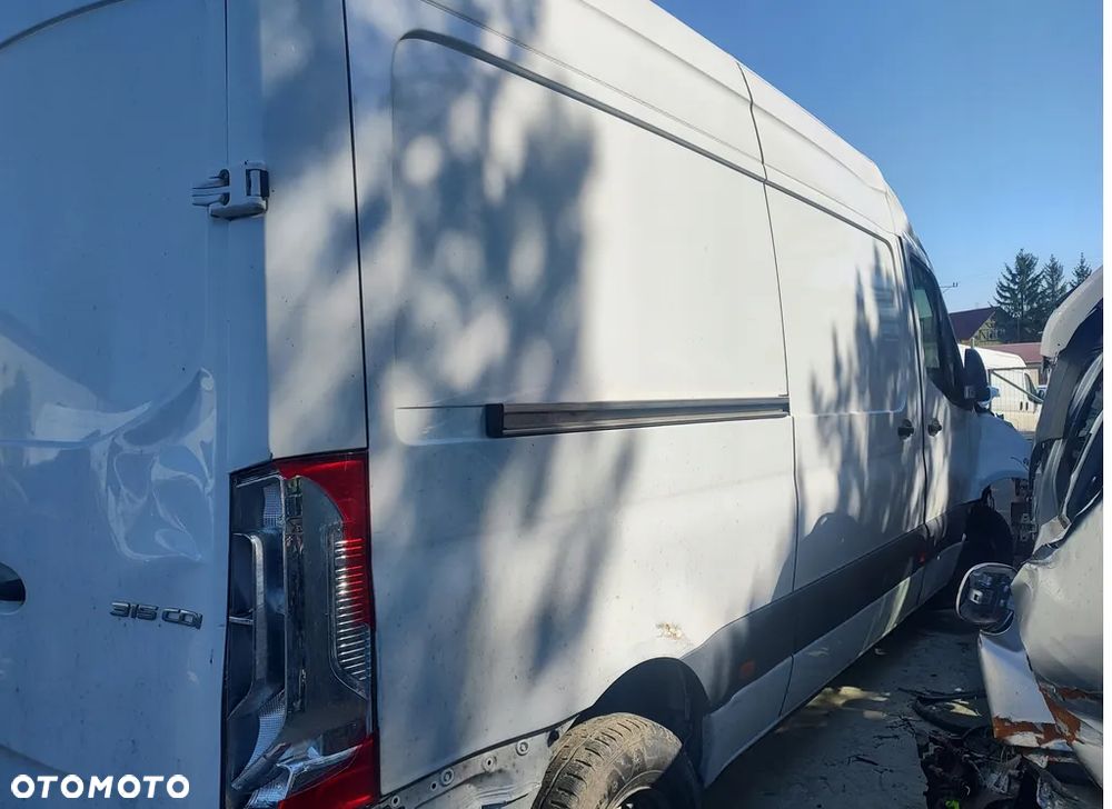 MERCEDES SPRINTER 910 DRZWI PRZÓD LEWE 2022 - 2