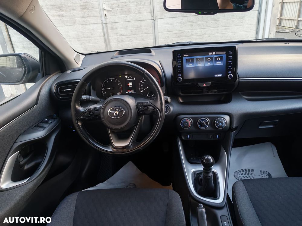 Toyota Yaris 1.5 VVT-i Style - 6