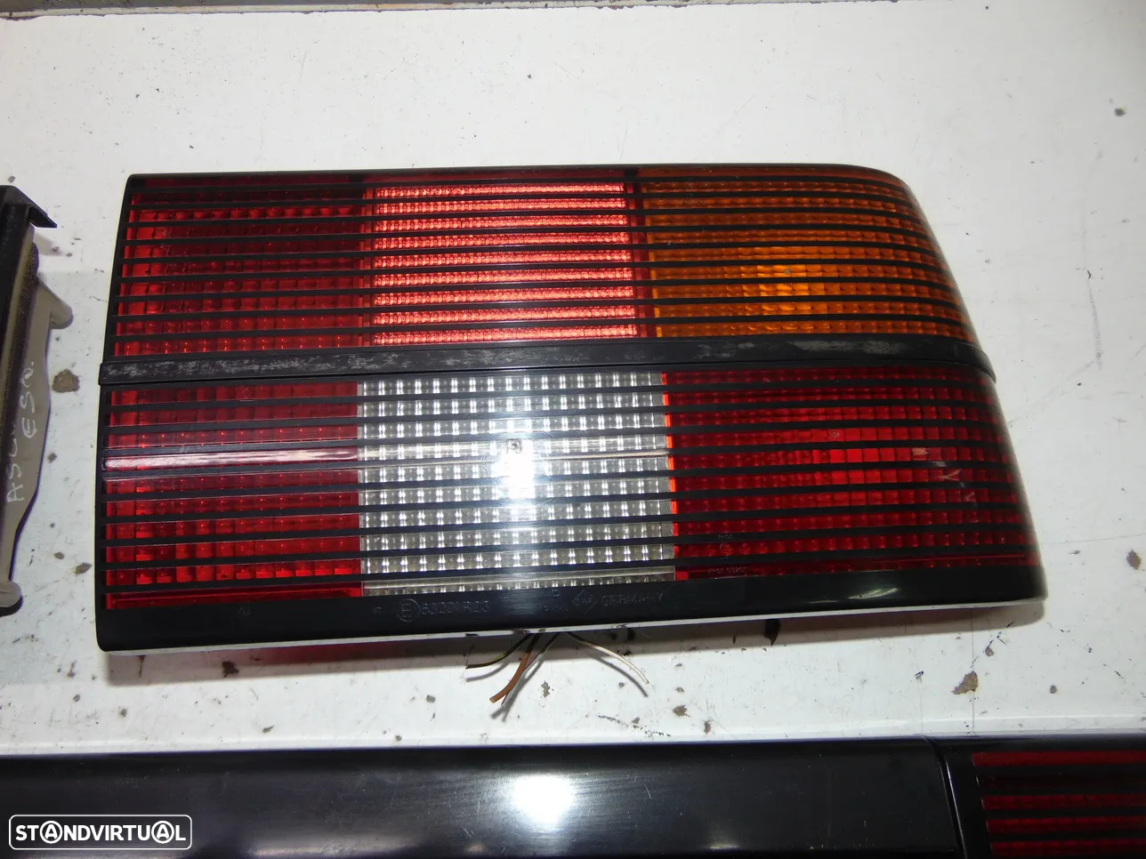 Opel Ascona farolins/Placa central - 9