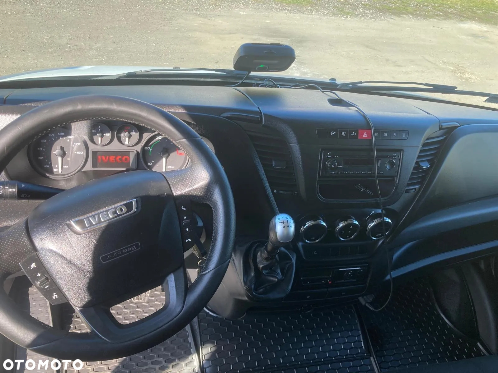 Iveco 70C17 - 6