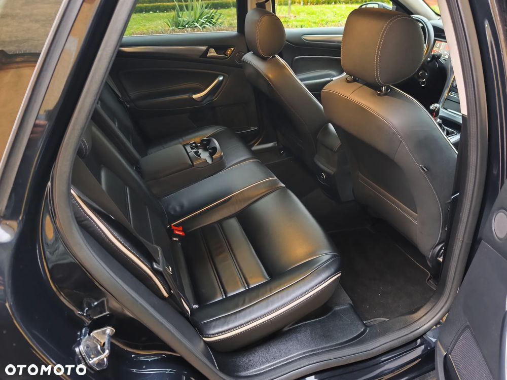 Ford Mondeo 2.0 TDCi Black Magic - 10
