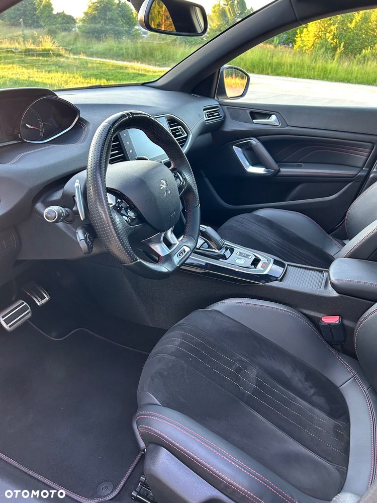 Peugeot 308 BlueHDi FAP 180 EAT8 Stop & Start GT - 21