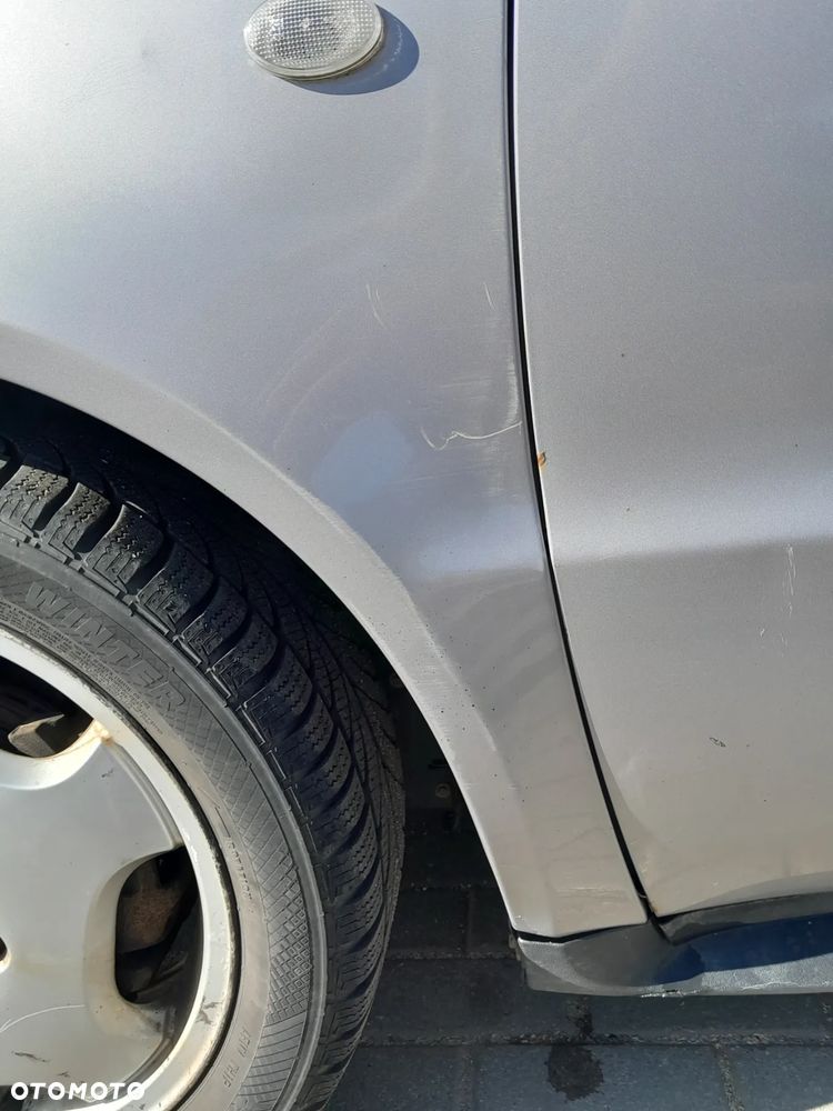 MERCEDES W168 BŁOTNIK LEWY PRZEDNI LEWY PRZÓD KOLOR: 706 - 4