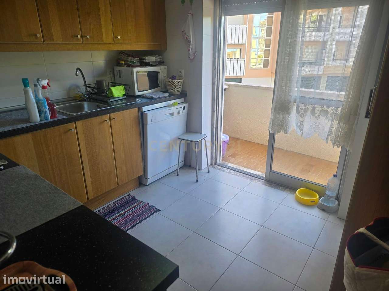 Apartamento T-1  com arrecadação na Costa da Caparica - Grande imagem: 3/21