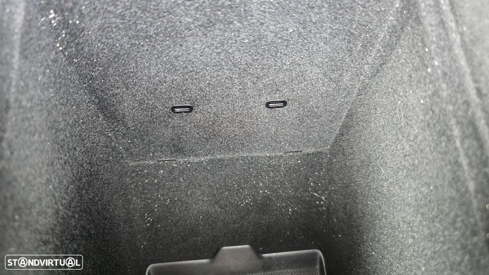 Tesla Model Y Long Range Tração Integral - 43