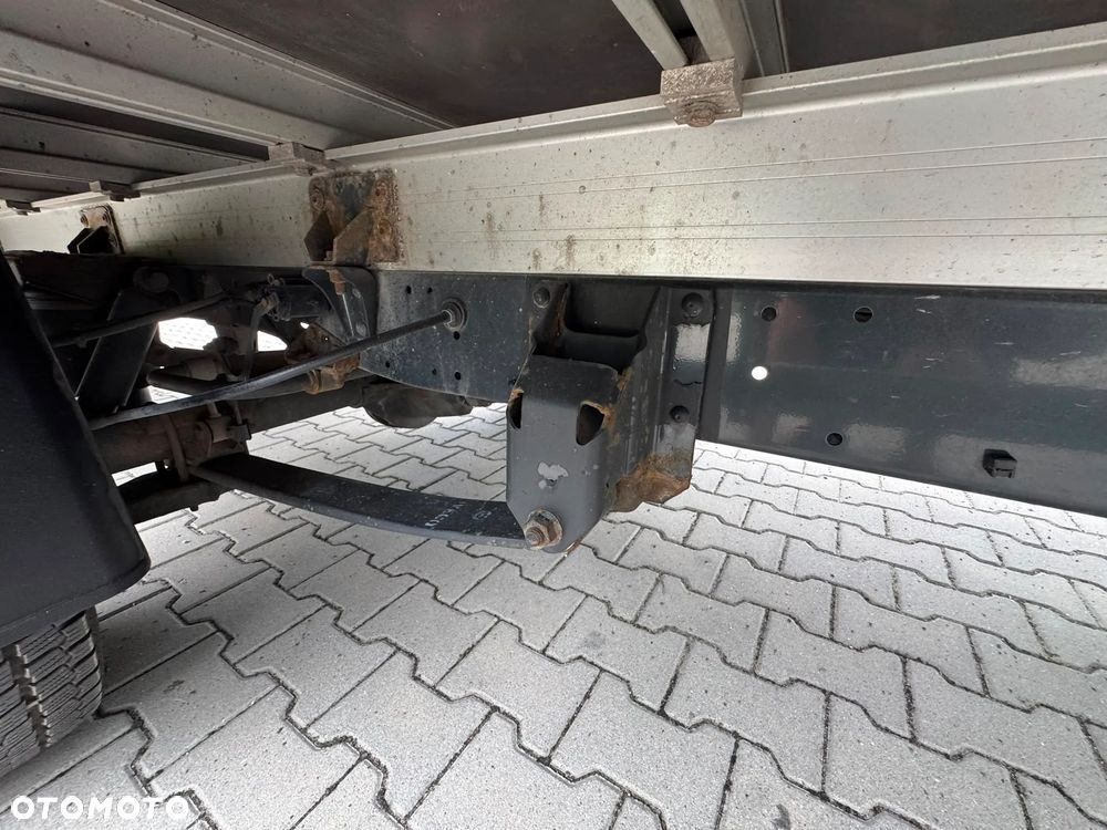 Iveco DAILY 35 LIFT Climatronic Elektryka Tempomat Kamera Winda Plandeka Kontener 3os. Serwis - 17
