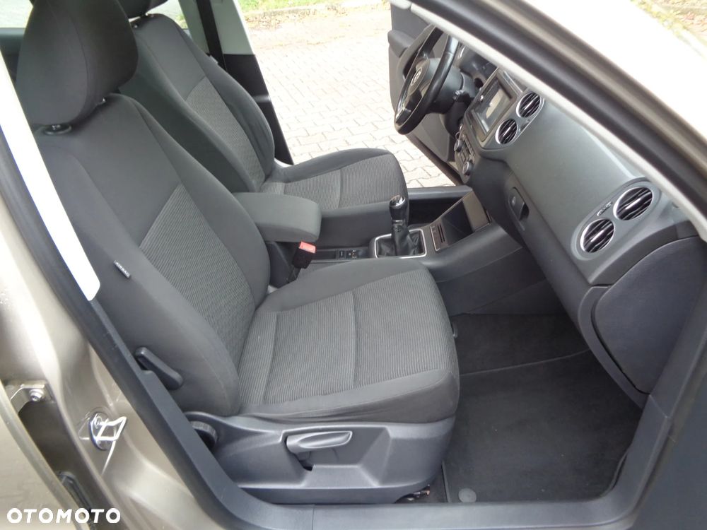 Volkswagen Tiguan 2.0 TDI DPF BlueMotion Technology Cup Sport & Style - 11