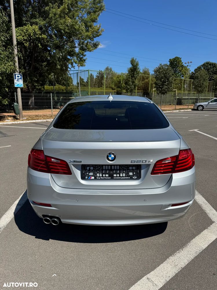 BMW Seria 5 520d xDrive AT - 8