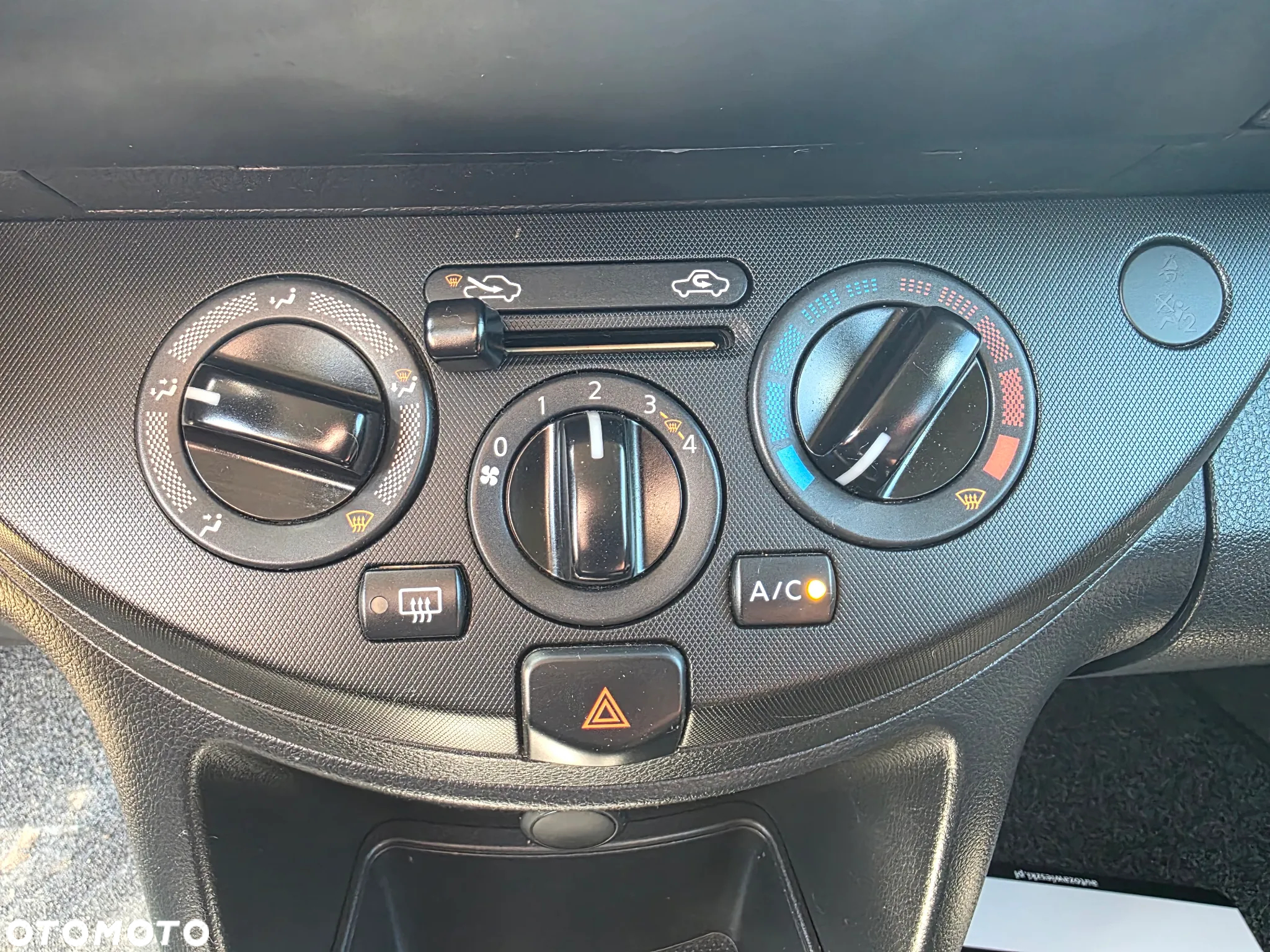 Nissan Note 1.4 Visia - 22