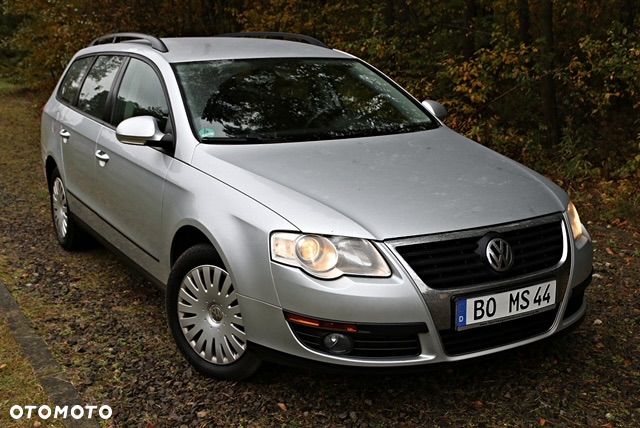 Volkswagen Passat 2.0 TDI Comfortline - 9