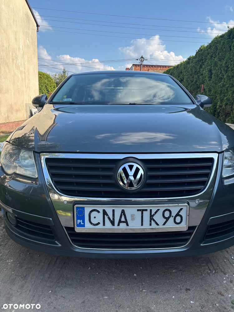Volkswagen Passat 1.8 TSI Comfortline - 3