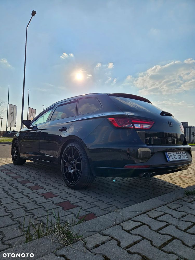 Seat Leon 2.0 TDI FR S&S DSG - 25