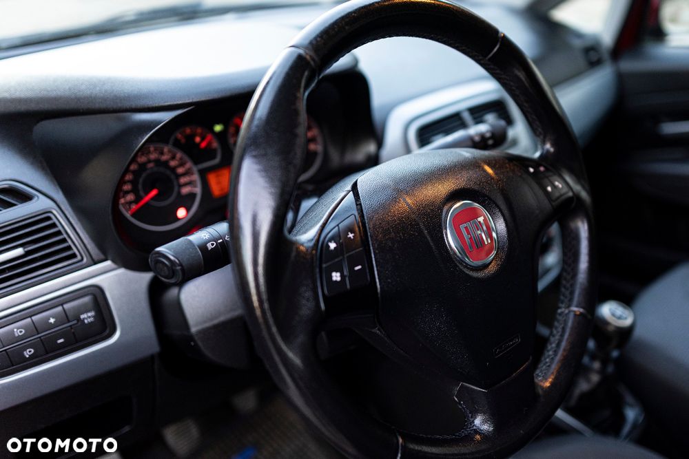 Fiat Grande Punto - 15