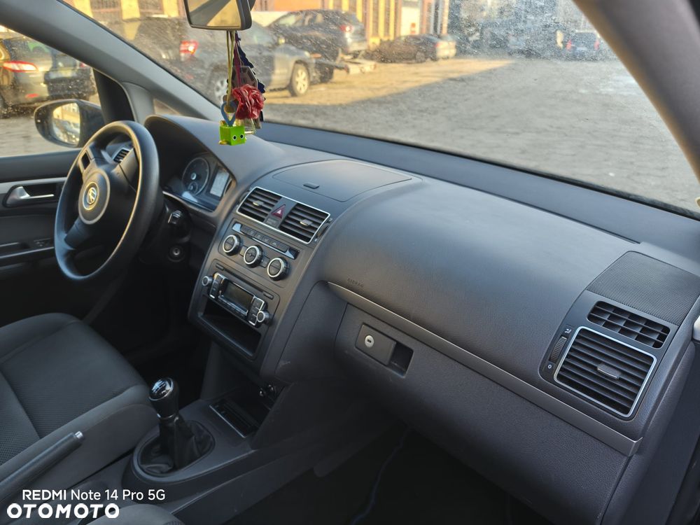 Volkswagen Touran 1.6 TDI DPF BlueMotion Technology Comfortline - 13