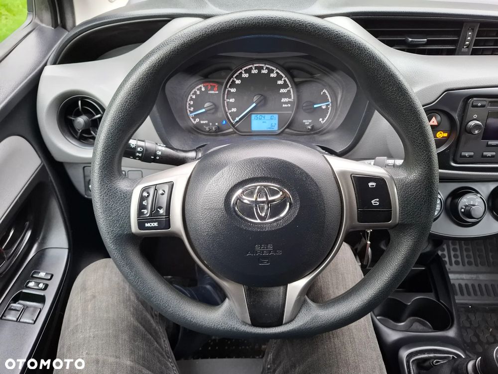 Toyota Yaris 1.5 Active - 21