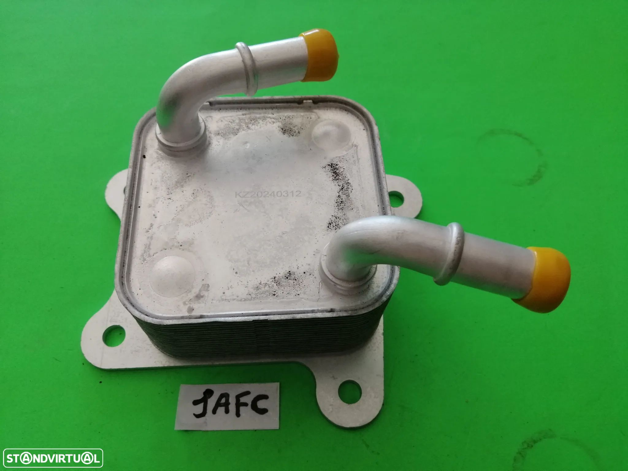 Refrigerador de óleo do motor Mitsubishi Pajero L200 Triton 2015- 1240A100 - 1