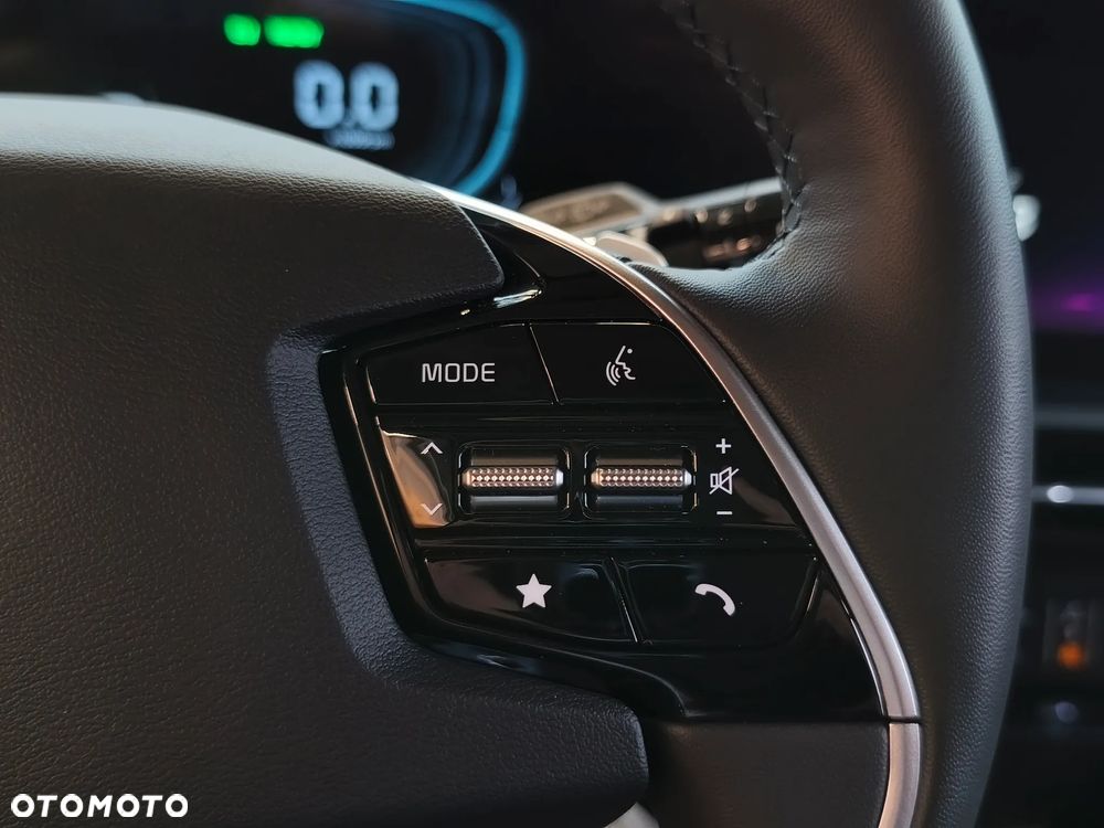 Kia Niro 1.6 GDI Hybrid L - 16