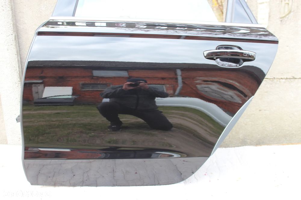 DRZWI TYLNE LEWE AUDI A6 C7 AVANT LY9B 2015 - 2