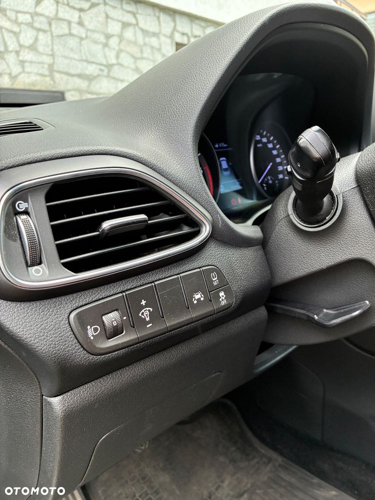 Hyundai i30 - 14