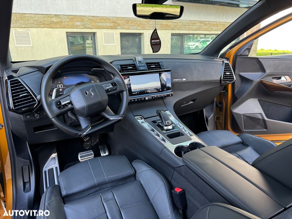 DS Automobiles DS 7 Crossback - 17