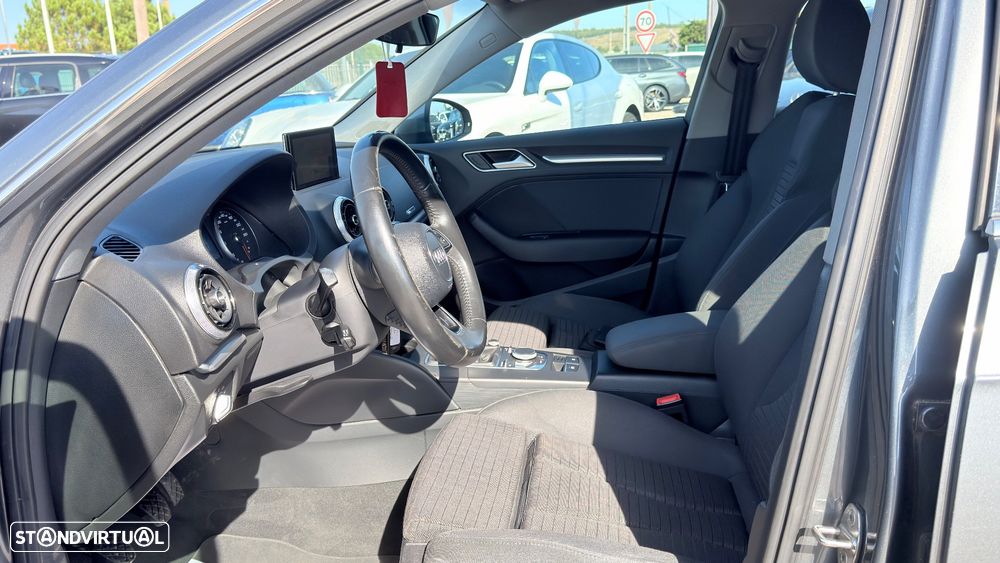 Audi A3 Sportback 1.6 TDI S-line - 10