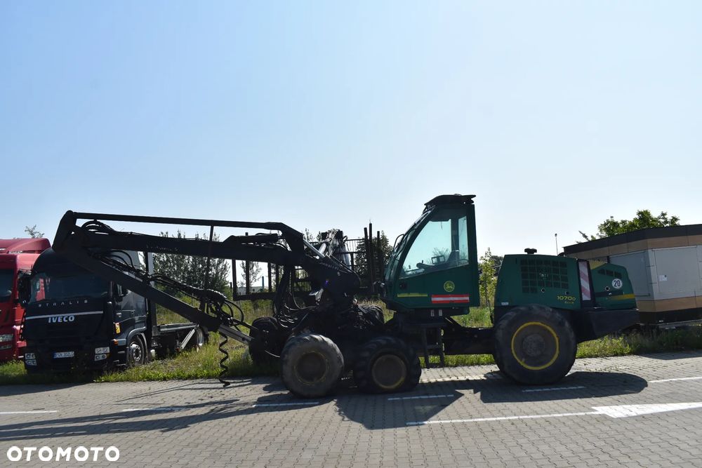 John Deere 1070D - 4