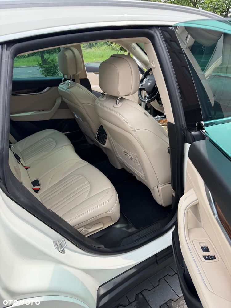 Maserati Levante S Q4 - 13