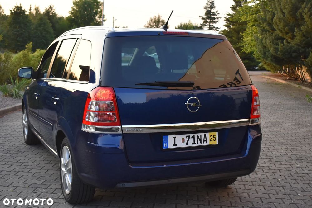 Opel Zafira - 9