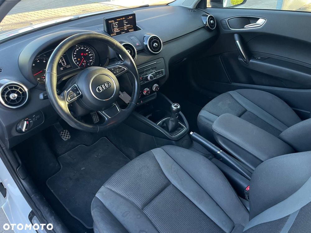 Audi A1 3-drzwiowe 1.0 TFSI ultra design - 12