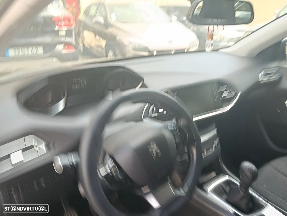 Peugeot 308 SW BlueHDi 130 Stop & Start Active - 11