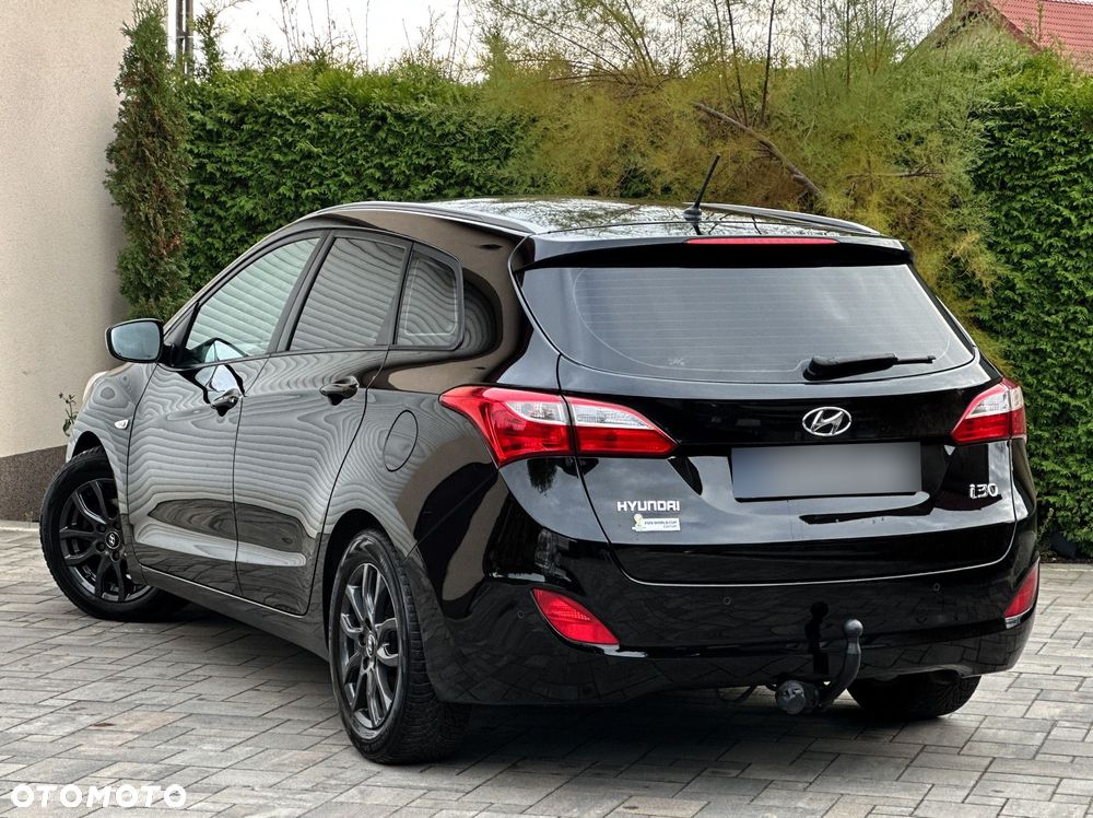 Hyundai i30 1.6 CRDI Fifa World Cup Edition - 14