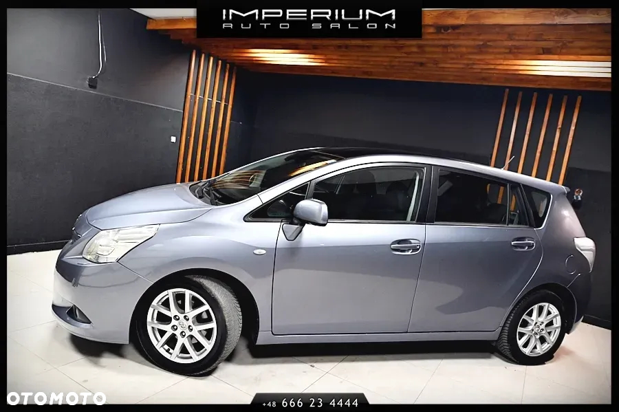 Toyota Verso 1.8 Sol 7os - 3