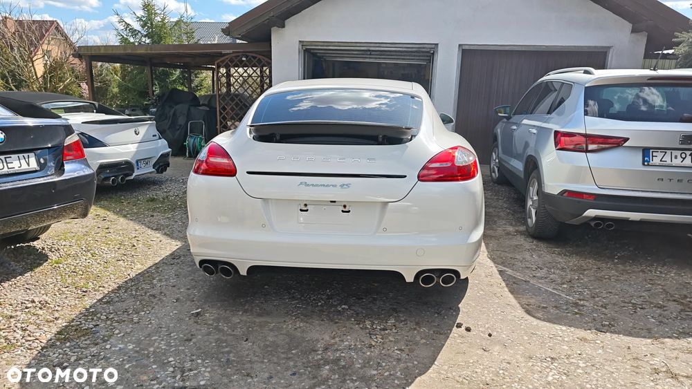 Porsche Panamera 4S PDK - 7