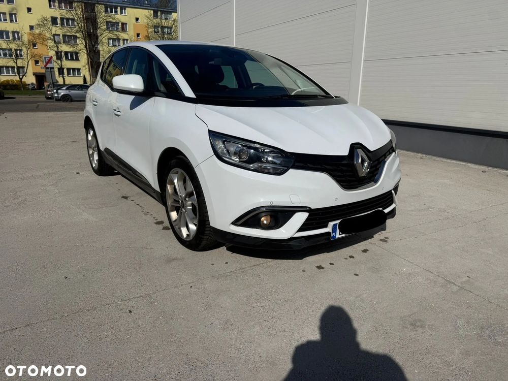 Renault Scenic - 1