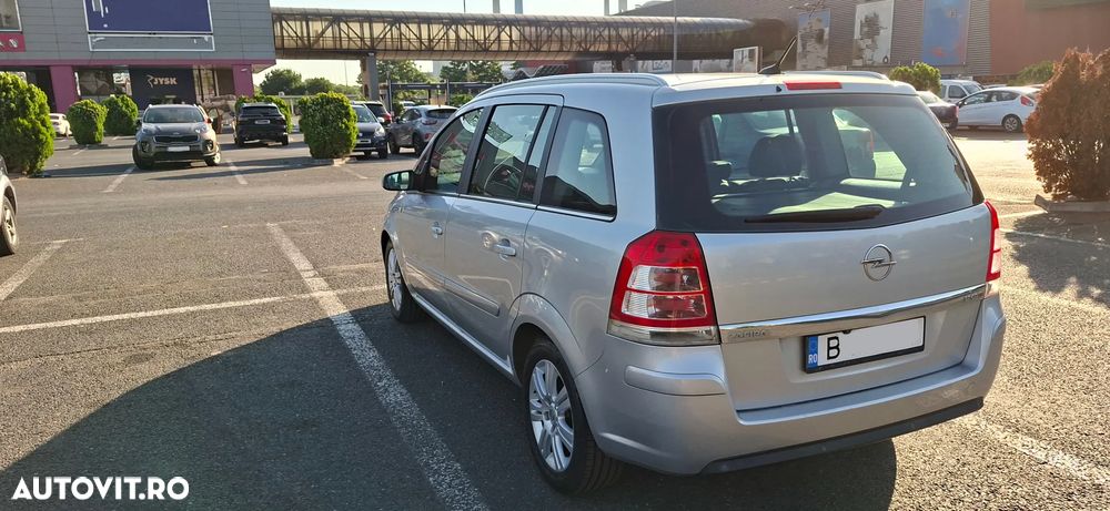Opel Zafira 1.7 CDTI Cosmo - 7