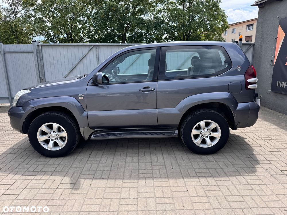 Toyota Land Cruiser 3.0 D Luna Comfort - 2