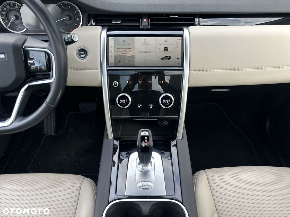 Land Rover Discovery Sport - 19