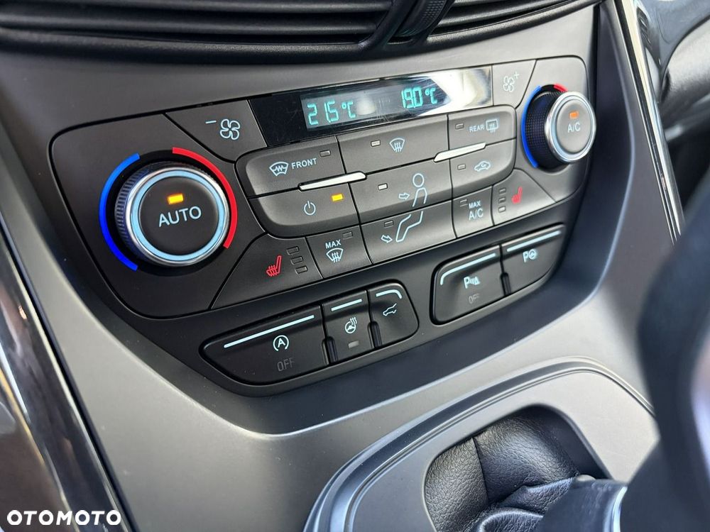 Ford Kuga - 21