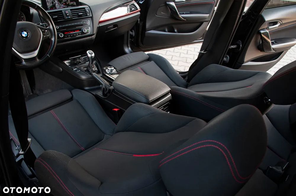 BMW Seria 1 120d Sport Line - 31