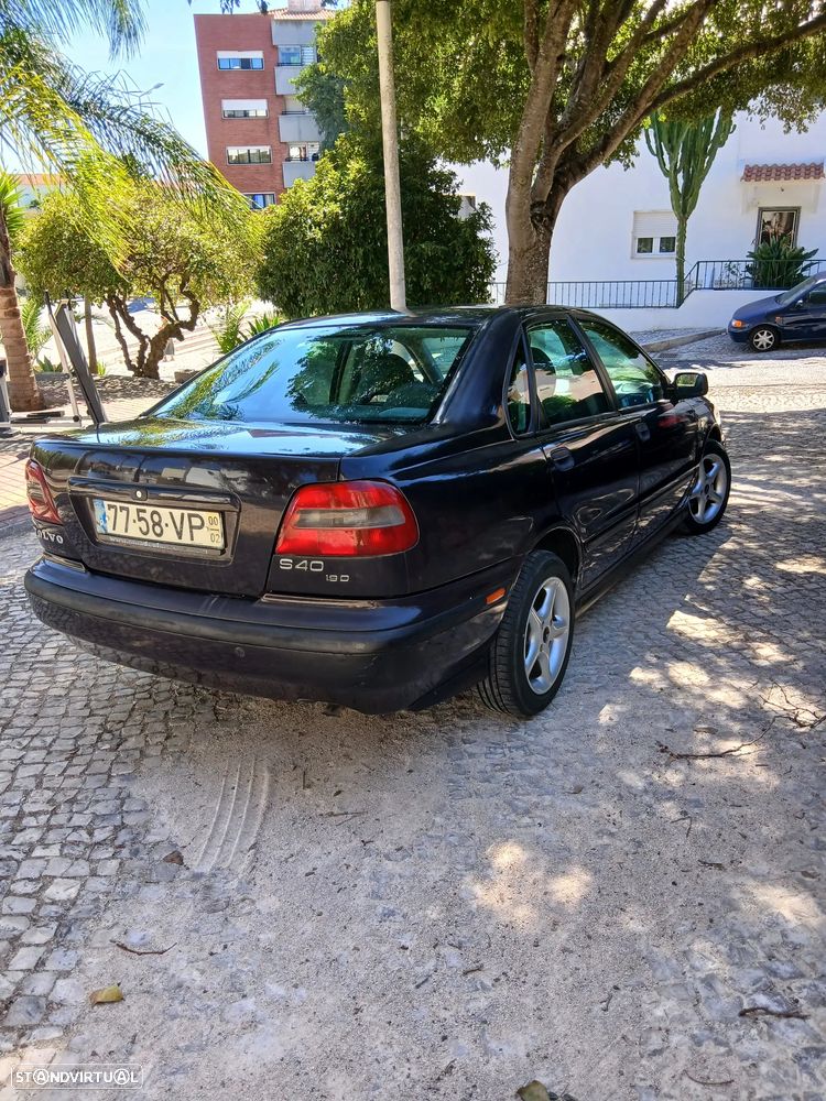 Volvo S40 1.9 D - 8