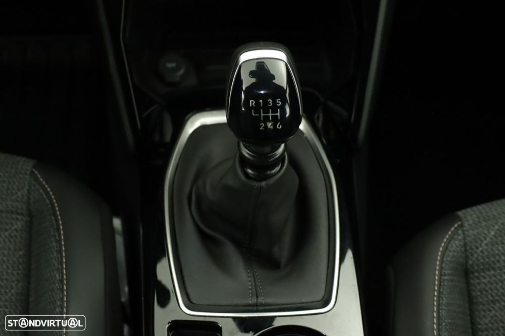 Peugeot 2008 1.2 PureTech Allure - 14