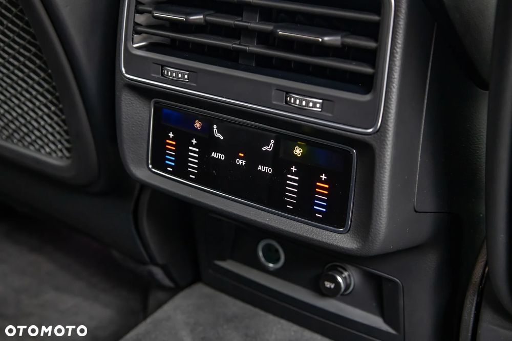 Audi Q8 50 TDI mHEV Quattro Tiptronic - 34