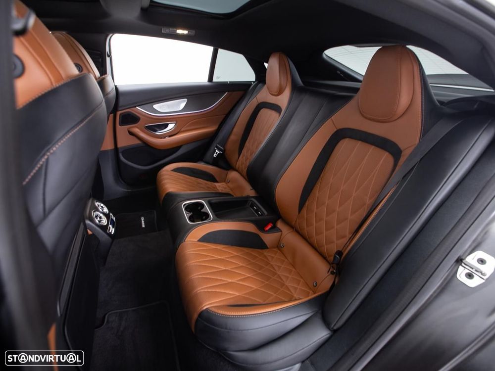 Mercedes-Benz AMG GT 53 4Matic+ - 12