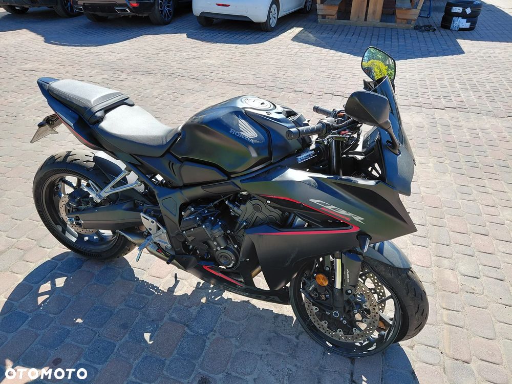 Honda CBR - 8